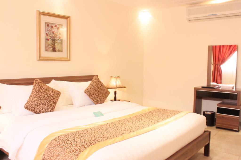 Boudl Al Nakheel Hotel Унайза Екстериор снимка