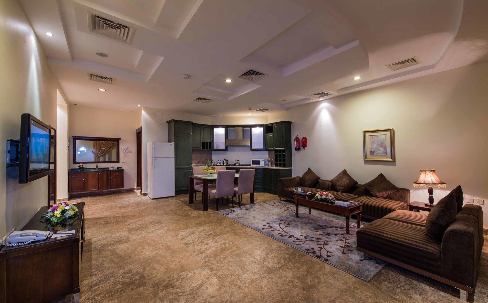 Boudl Al Nakheel Hotel Унайза Екстериор снимка