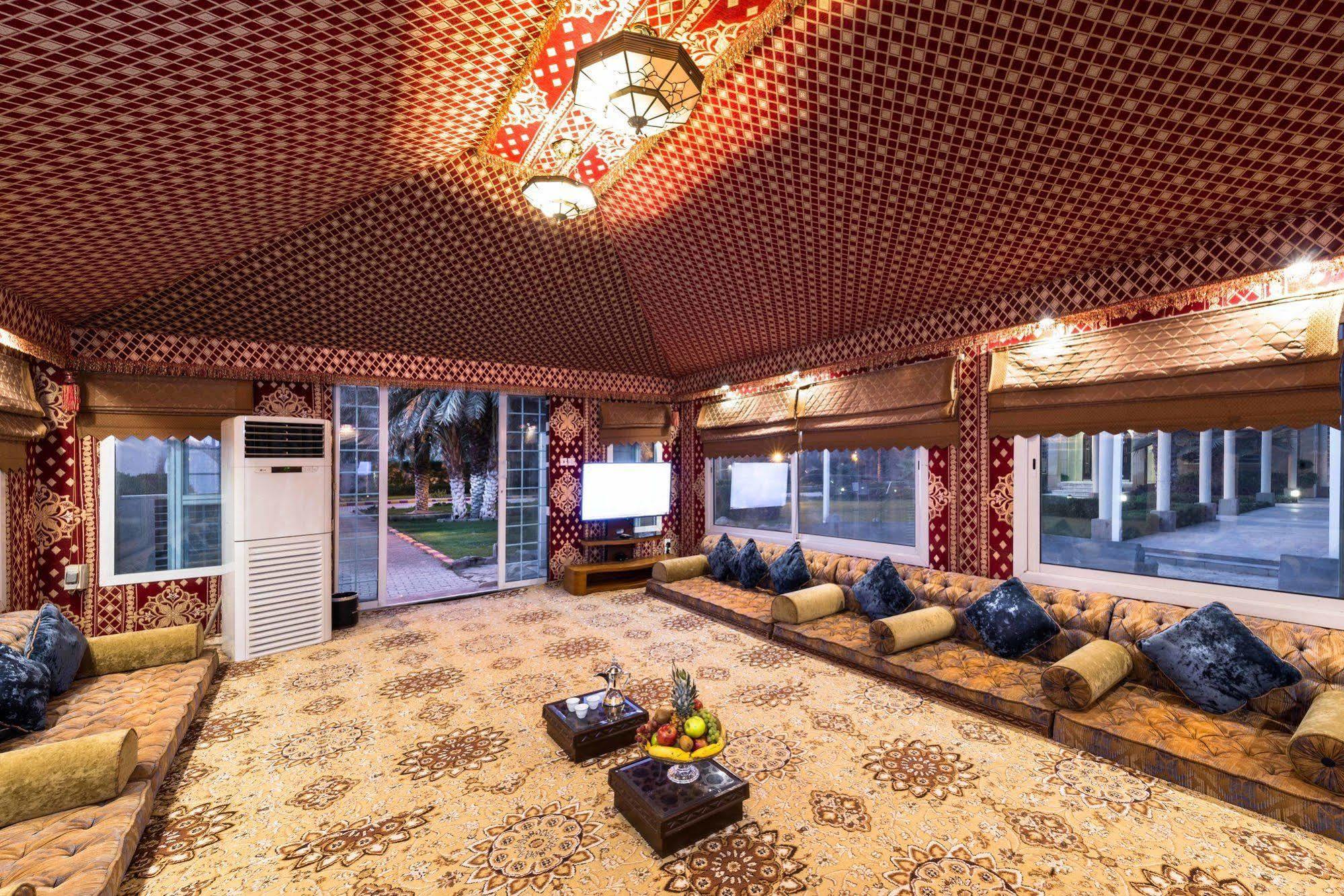 Boudl Al Nakheel Hotel Унайза Екстериор снимка